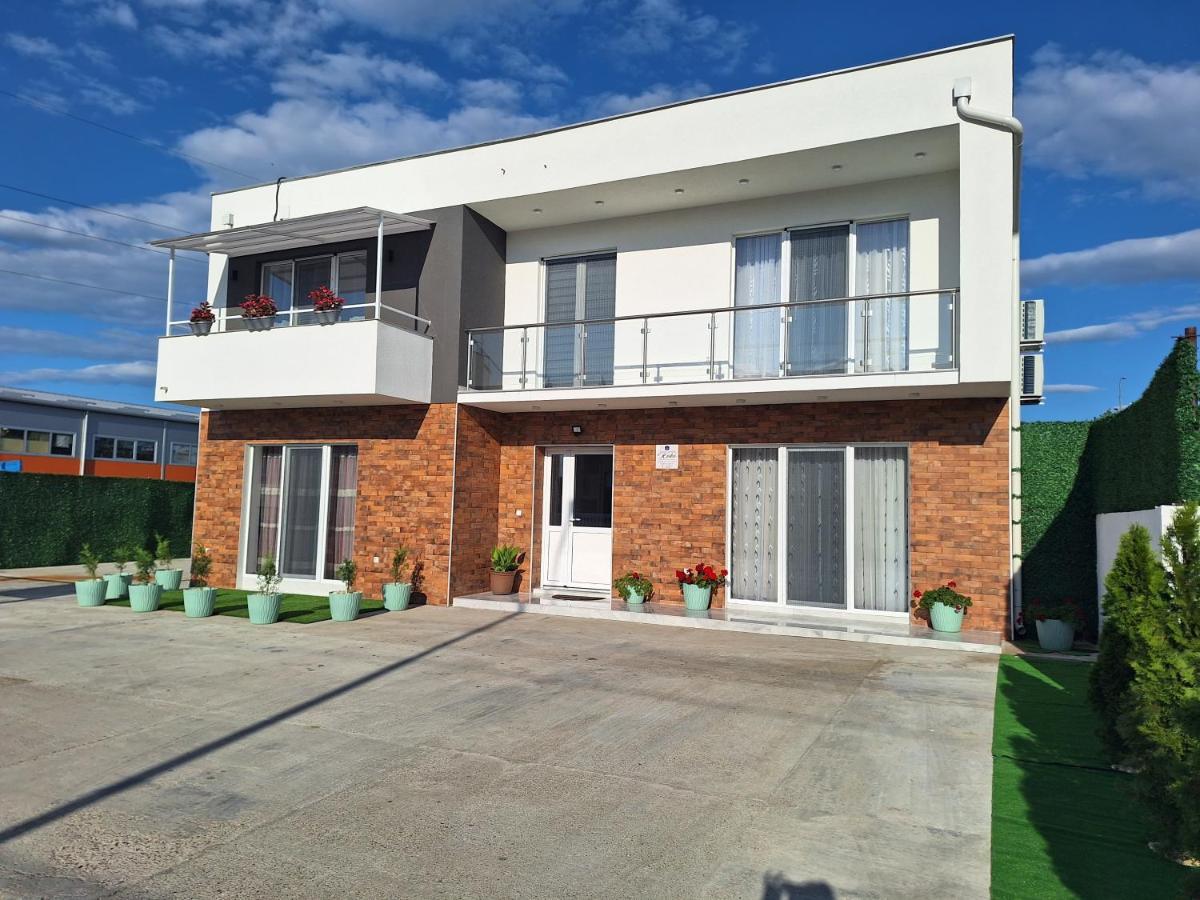 Apartmani Koki Κλάντοβο Εξωτερικό φωτογραφία