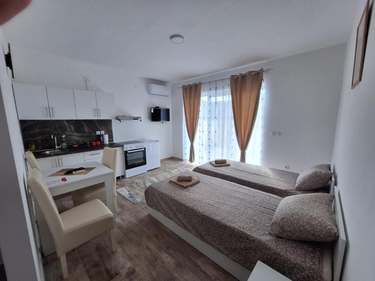 Apartmani Koki Κλάντοβο Εξωτερικό φωτογραφία