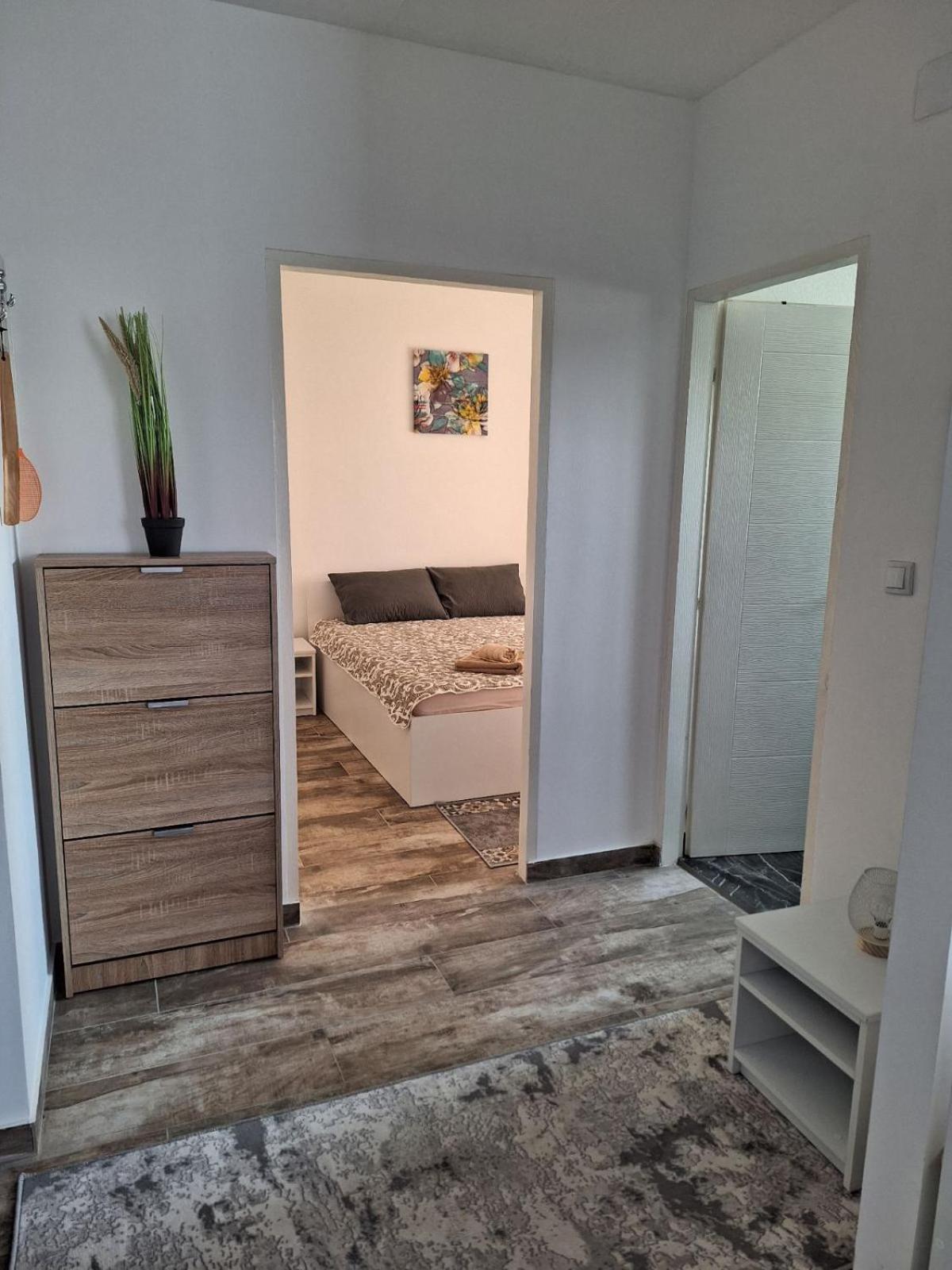 Apartmani Koki Κλάντοβο Εξωτερικό φωτογραφία
