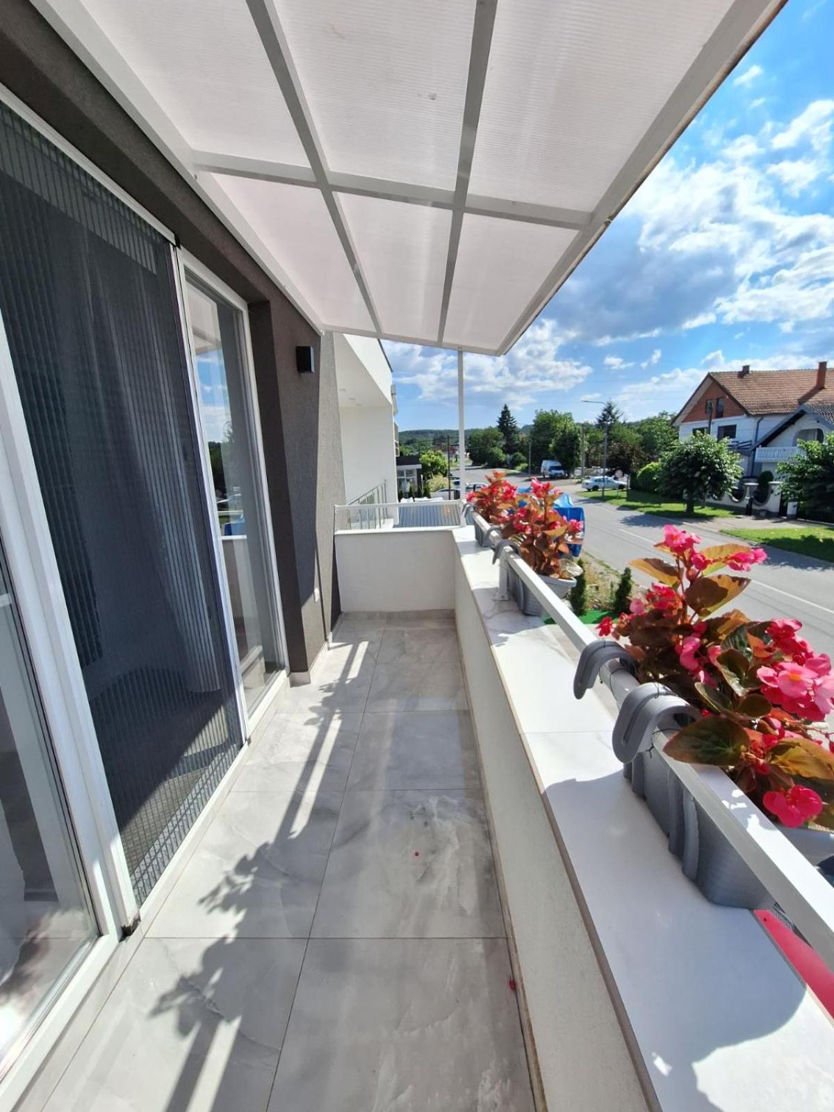 Apartmani Koki Κλάντοβο Εξωτερικό φωτογραφία